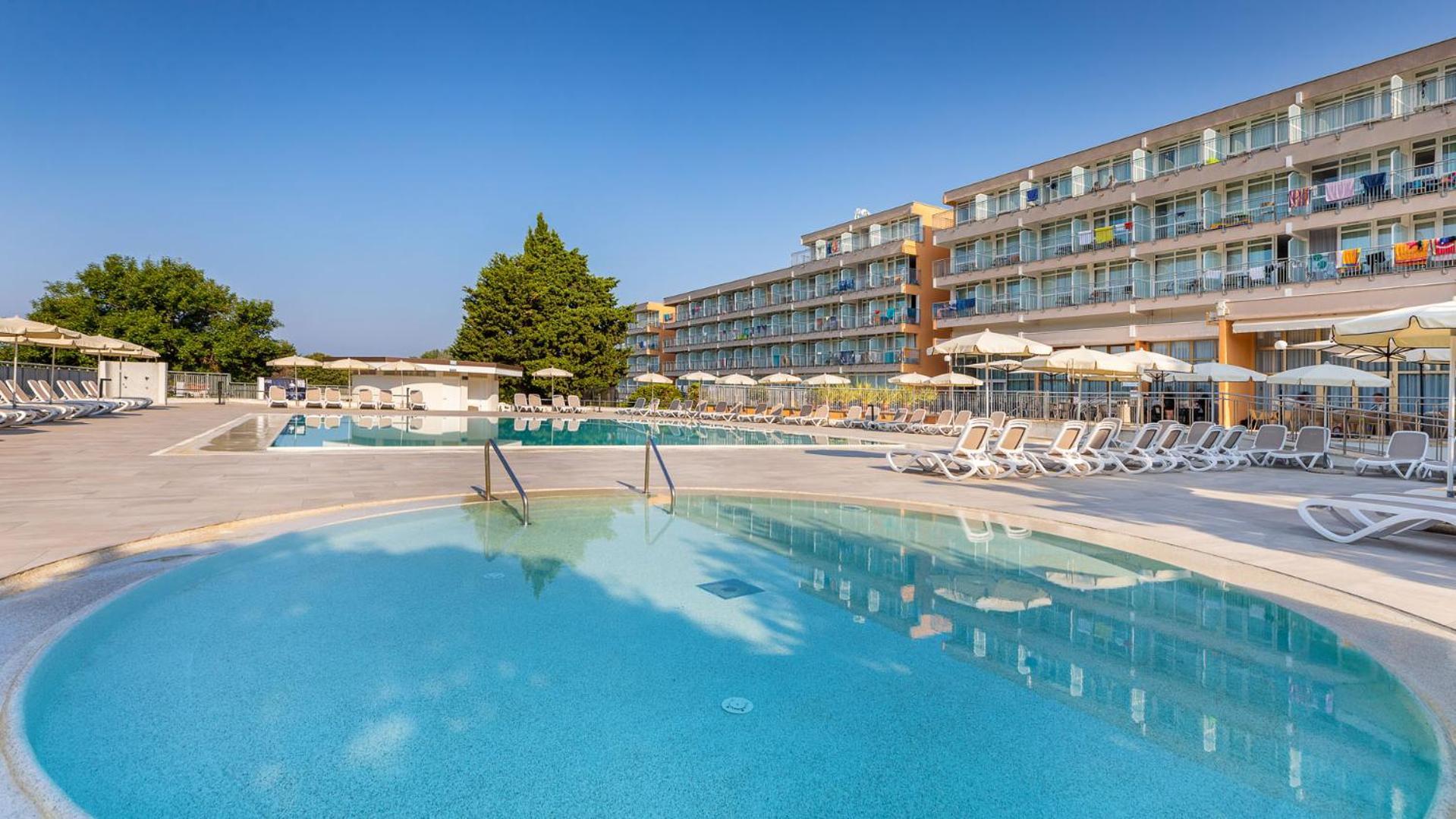 Arena Hotel Holiday Medulin Eksteriør bilde
