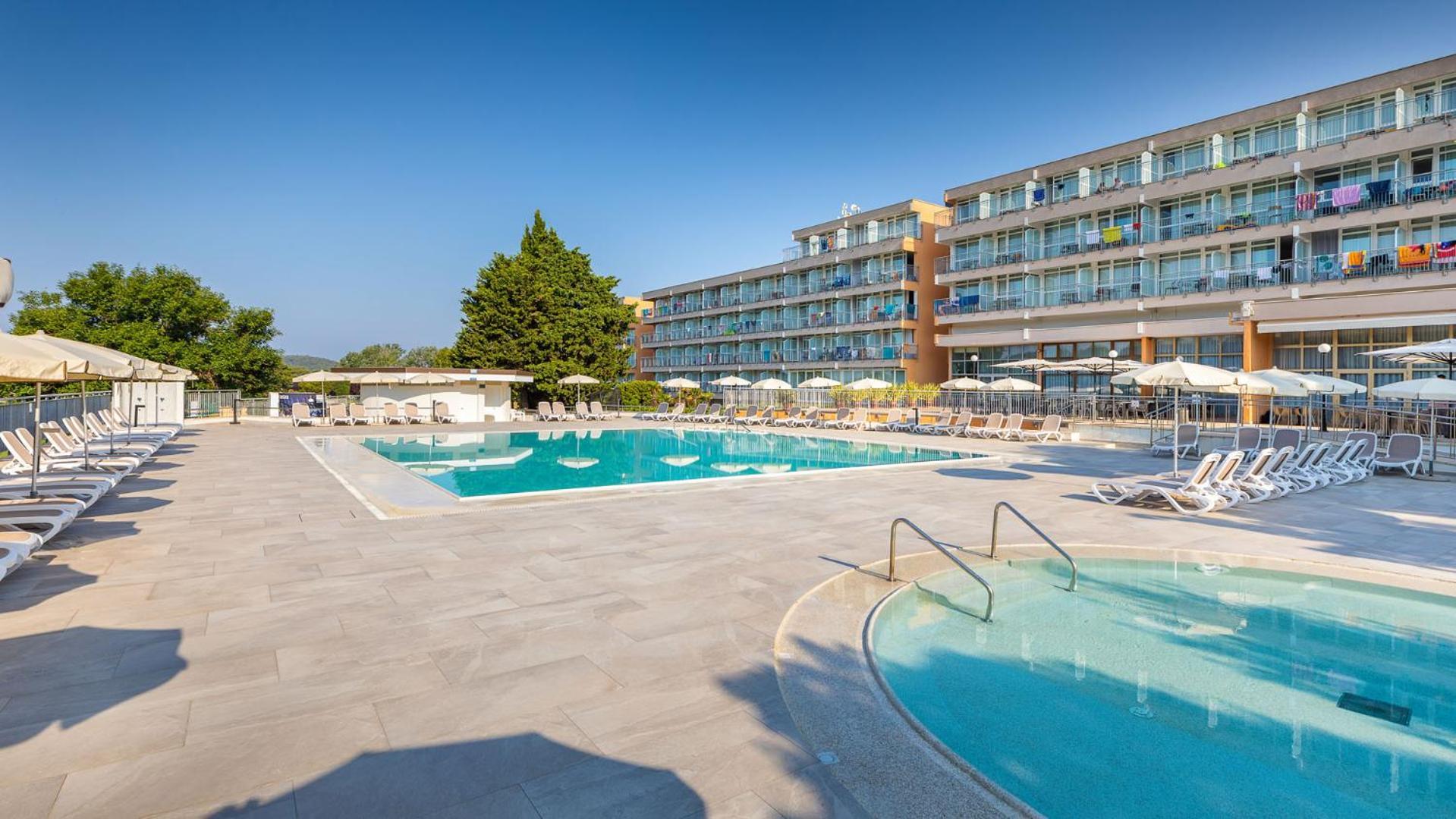 Arena Hotel Holiday Medulin Eksteriør bilde